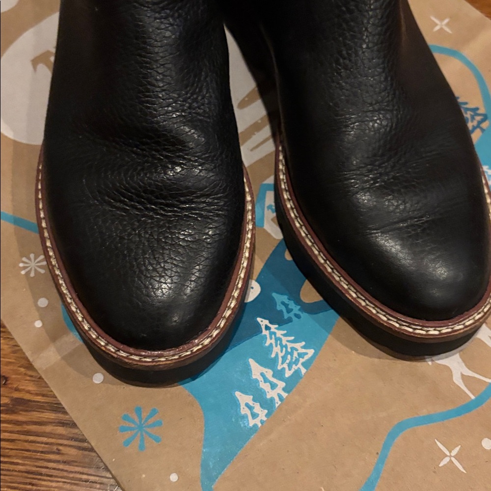 Madewell The Citywalk Lugsole Chelsea
Boot in Black Leather Sz 7.5 - Picture 3 of 10